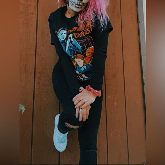 Zara Trafaluc black skinny jeans size 6 w small single knee rips - Picture 2 of 10